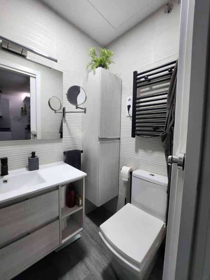 Embajadores, Apartamento Moderno Y Centrico Para 4 Мадрид Екстериор снимка