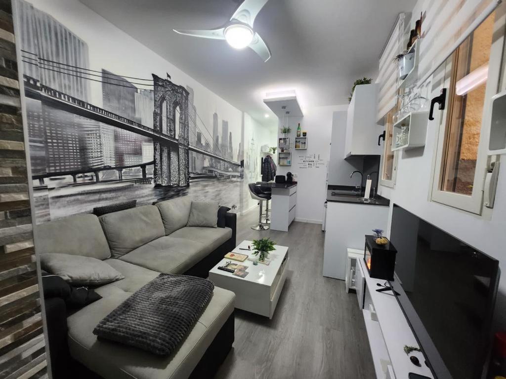 Embajadores, Apartamento Moderno Y Centrico Para 4 Мадрид Екстериор снимка